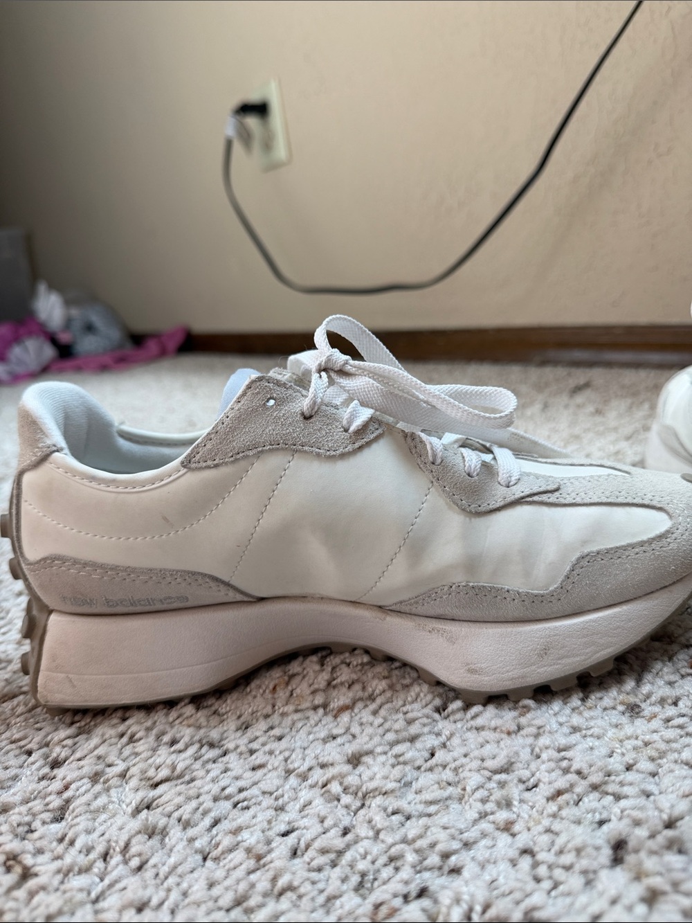 327 New Balance View 5